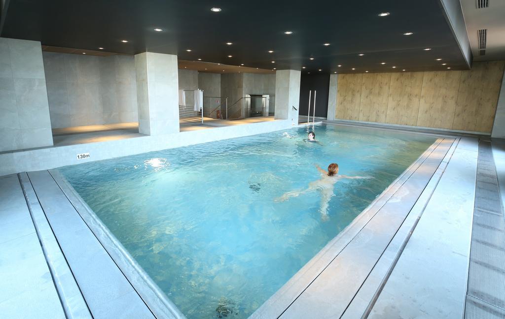 Hotel Ibis Niort Est Mendes France Esterno foto